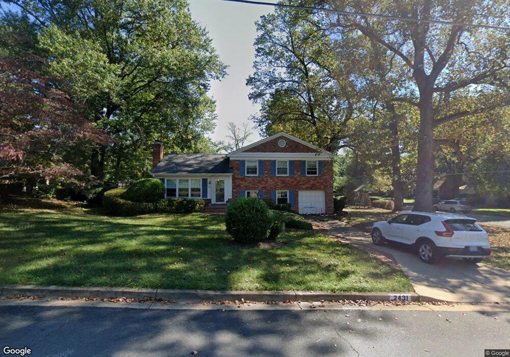 2431 Inglewood Ct, Falls Church, VA 22043 - photo 1