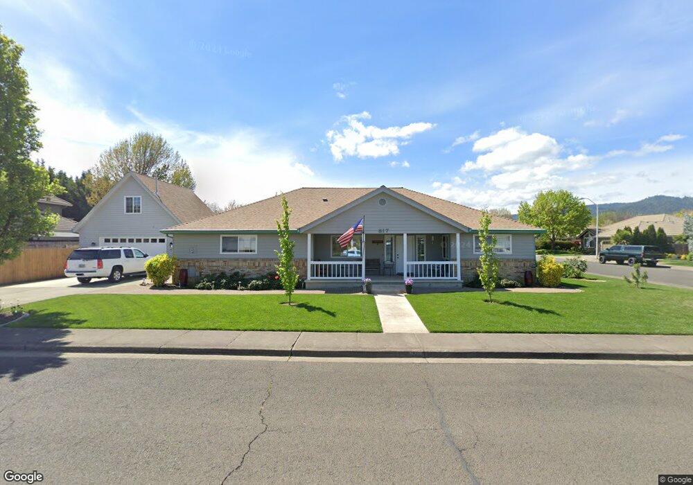 817 Brandon St, Central Point, OR 97502 - photo 1