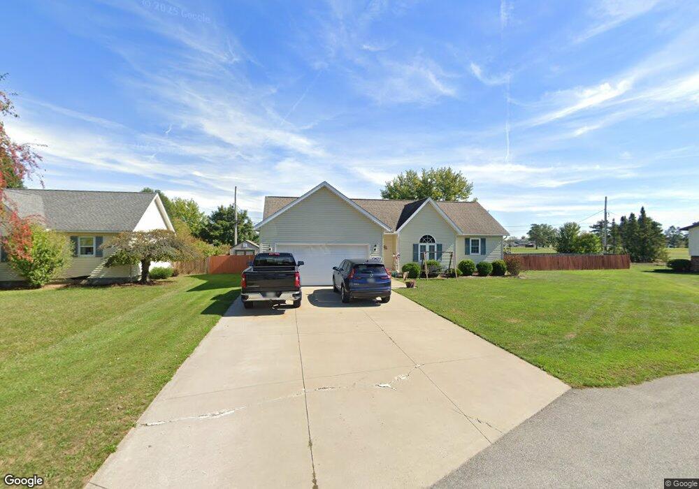 17672 Bobwhite Ct, Lagrange, OH 44050 - photo 1