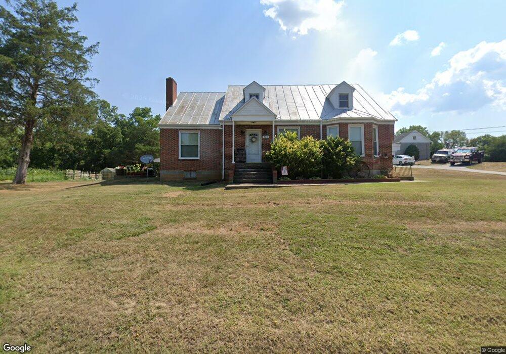 467 Racey Ln, Strasburg, VA 22657 - photo 1