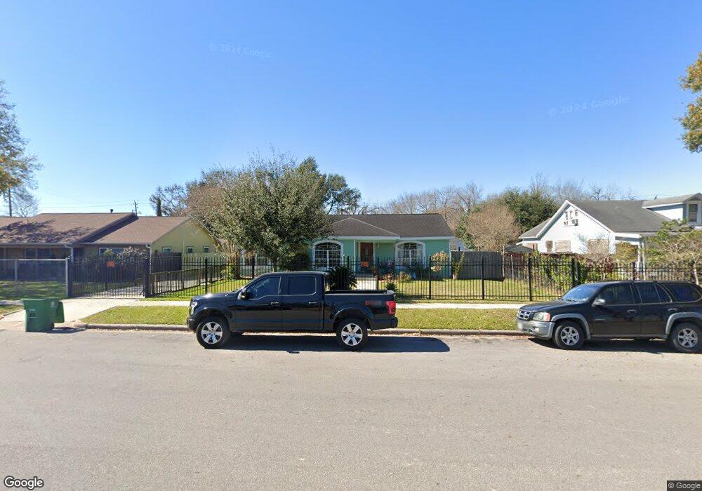 3738 Colgate St, Houston, TX 77087 - photo 1