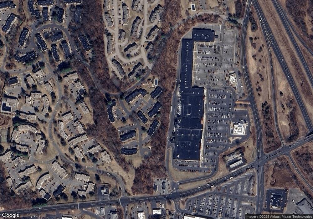 22 Magnolia Hill Ct, Cromwell, CT 06416 - photo 1