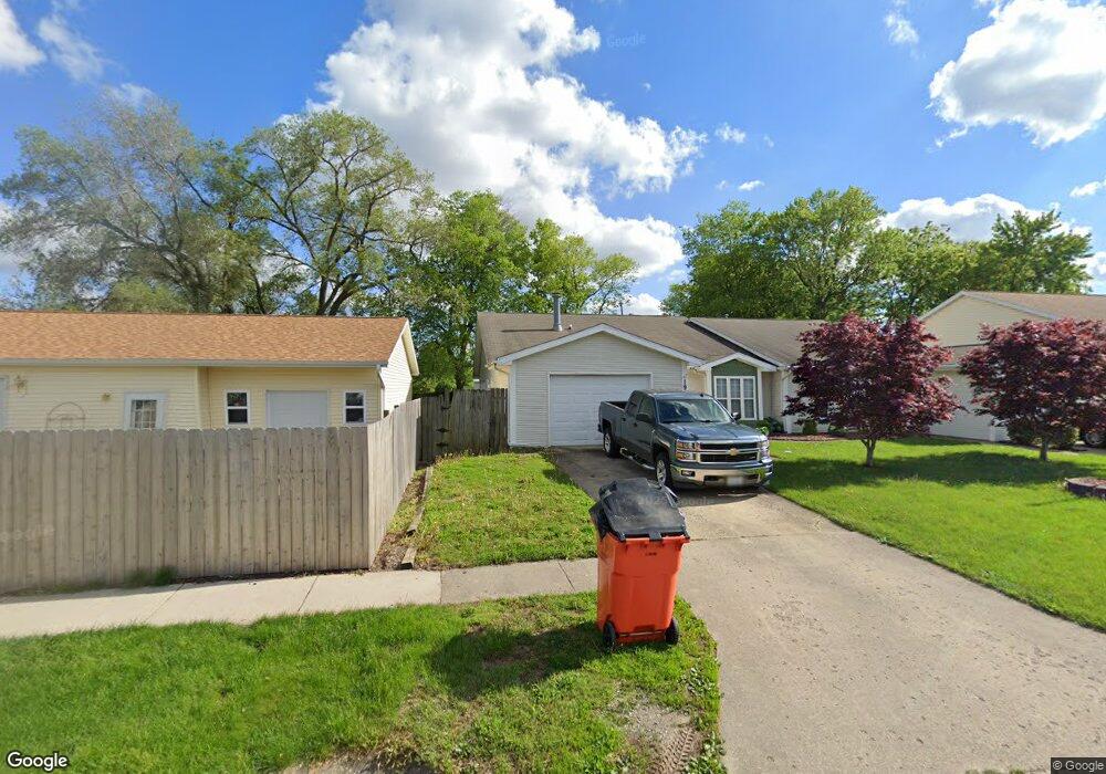 1905 Evergreen Ct, Mattoon, IL 61938 - photo 1