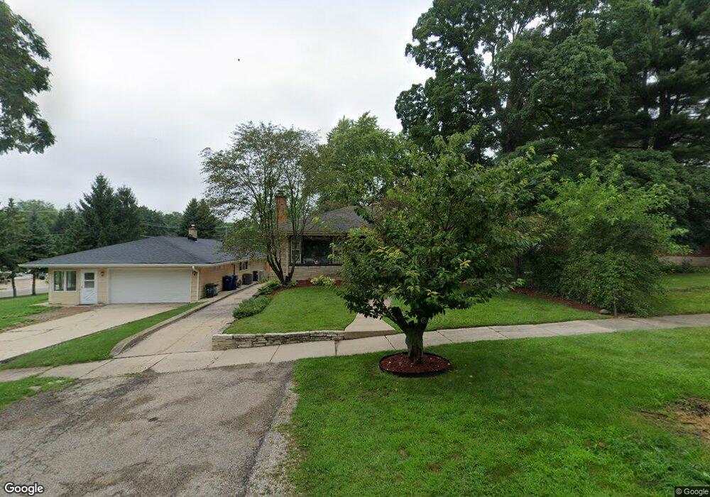 2234 Corona Rd, Waukegan, IL 60087 - photo 1