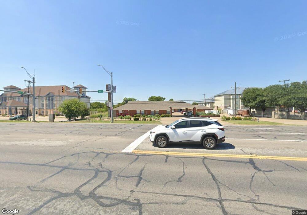 2103 N Main St, Cleburne, TX 76033 - photo 1