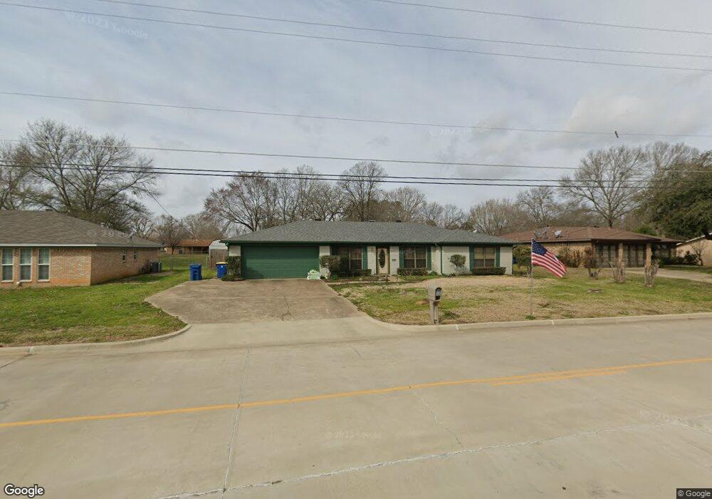 2703 Chandler St, Kilgore, TX 75662 - photo 1
