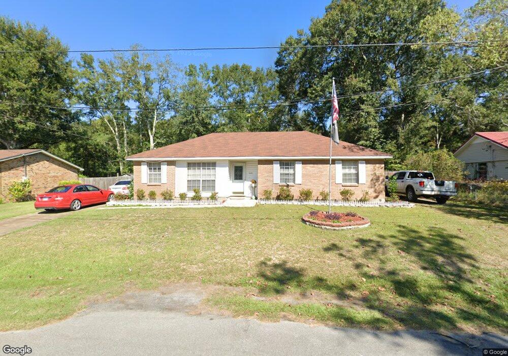 3205 Riverbend Rd, Moss Point, MS 39562 - photo 1