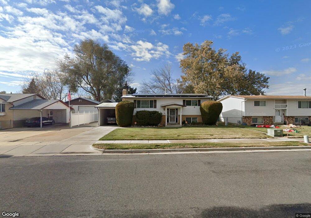 6061 S 2950 W, Roy, UT 84067 - photo 1