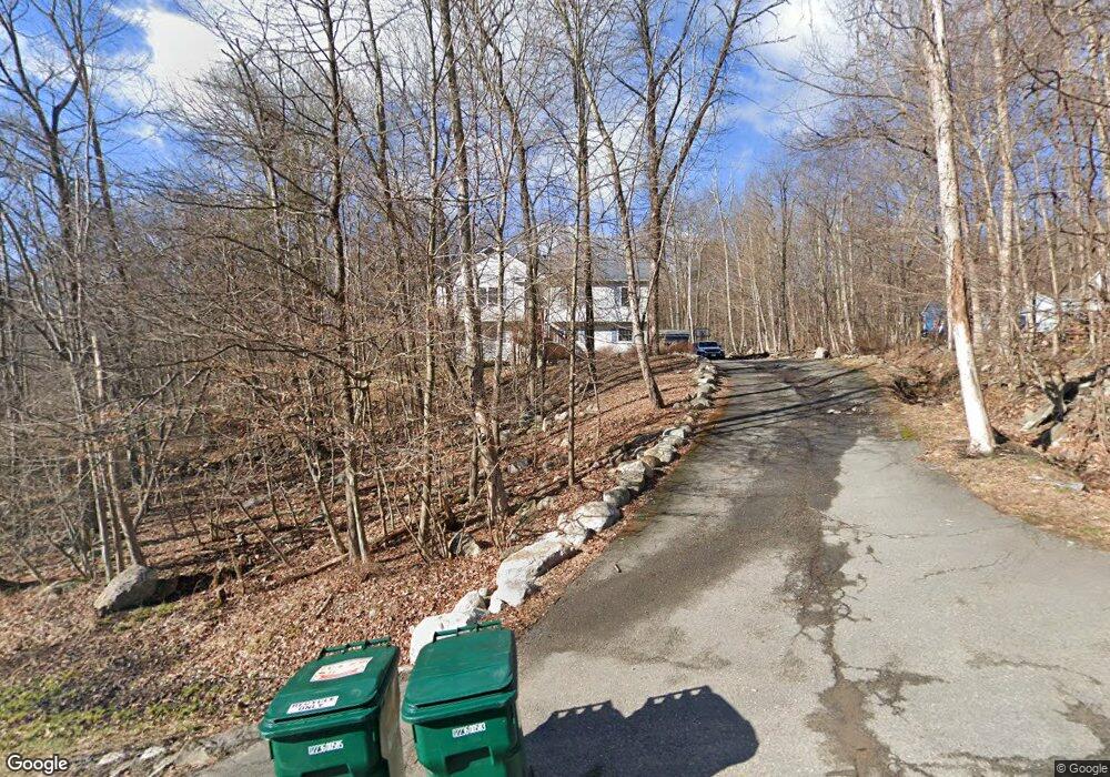 42 Wildwood Cir, Bloomingburg, NY 12721 - photo 1