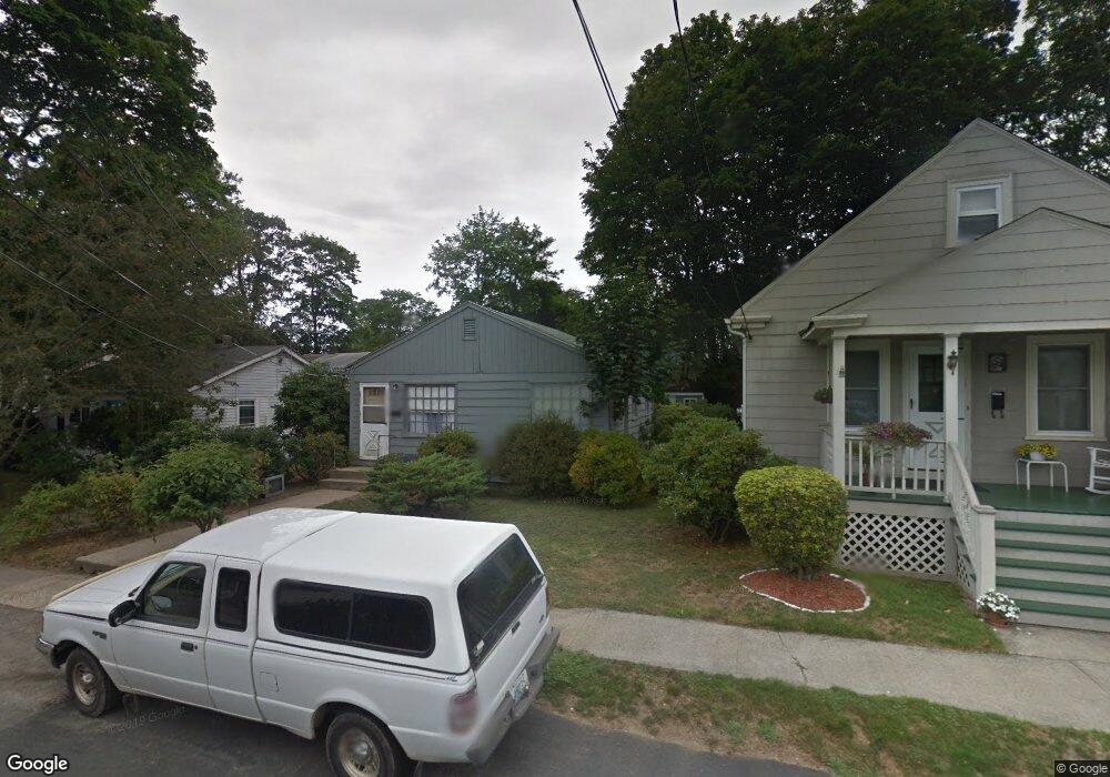 22 Mumford Ave, Newport, RI 02840 - photo 1