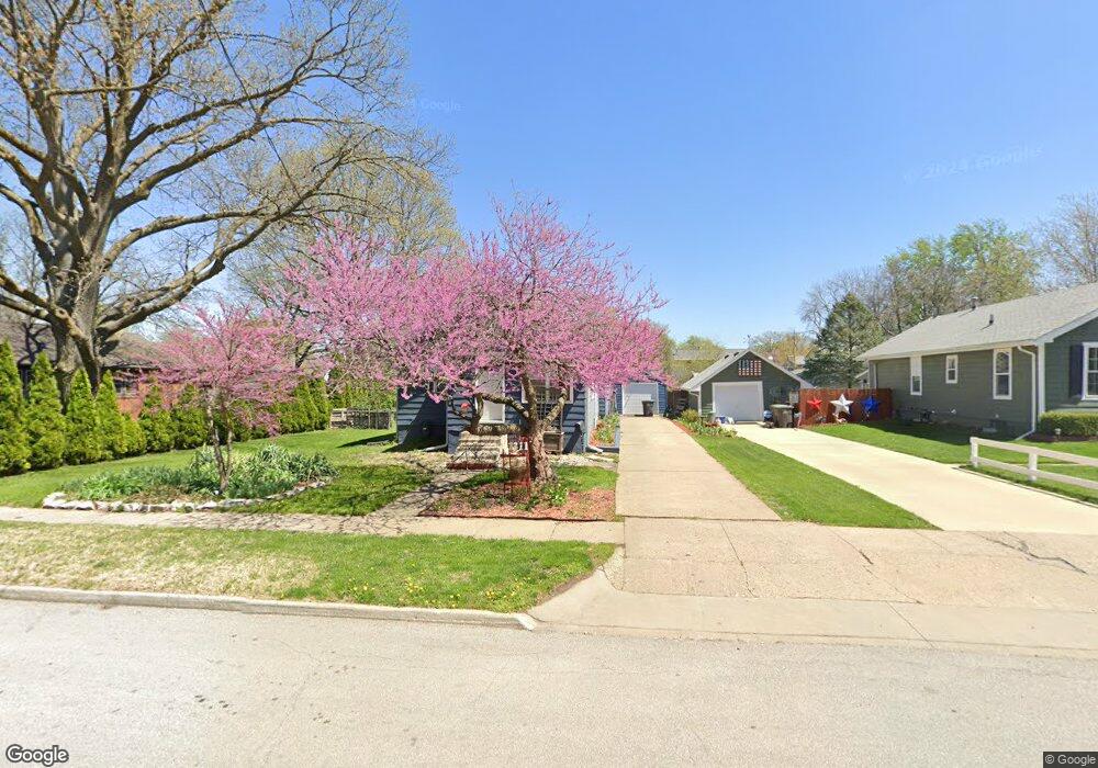 3311 49th St, Des Moines, IA 50310 - photo 1