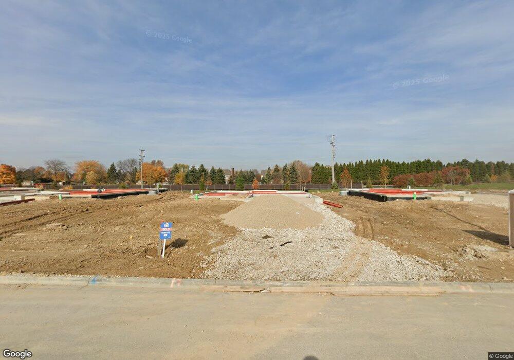 260 Alpine Dr, Algonquin, IL 60102 - photo 1