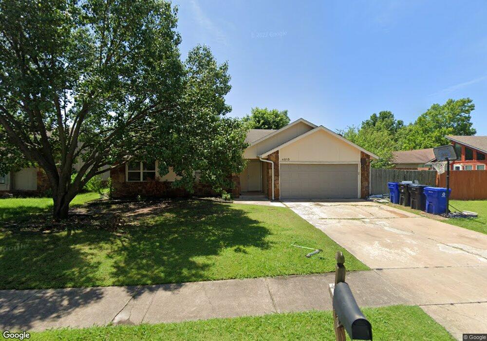 4513 W Madison St, Broken Arrow, OK 74012 - photo 1