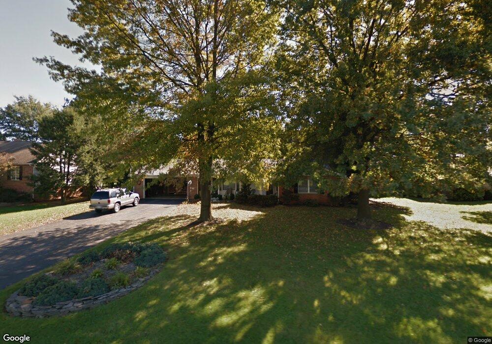 2956 Adams Dr, Chambersburg, PA 17201 - photo 1