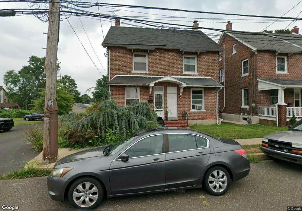 123 Penn St, Lansdale, PA 19446 - photo 1