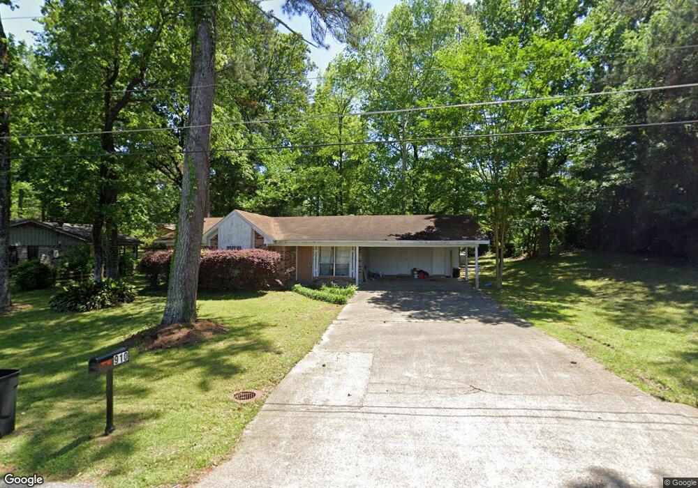 910 State St, Laurel, MS 39440 - photo 1