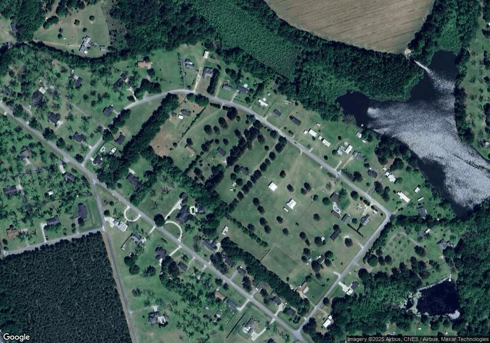 240 Burkhalter Cir, Claxton, GA 30417 - photo 1