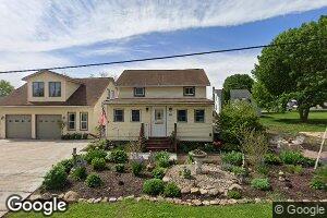 212 Mason Ave, Scales Mound, IL 61075