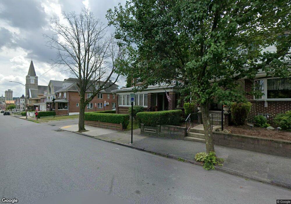 204 N Wyoming St, Hazleton, PA 18201 - photo 1