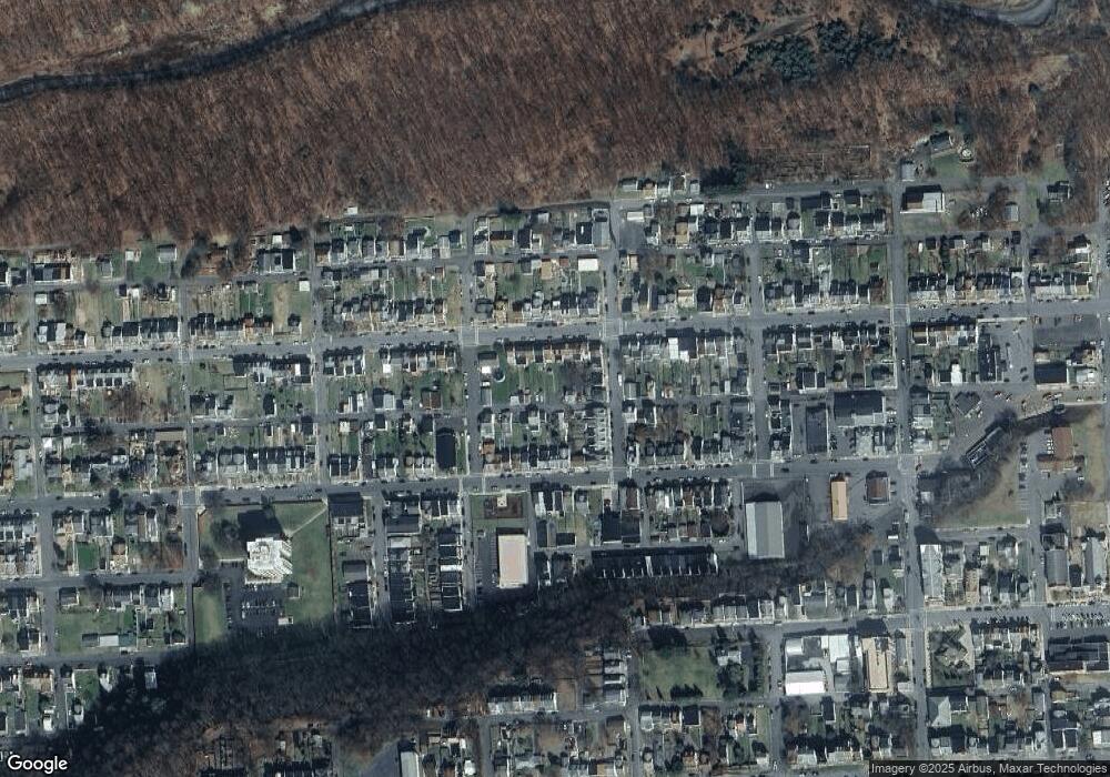 1121 W Water St, Coal Township, PA 17866 - photo 1