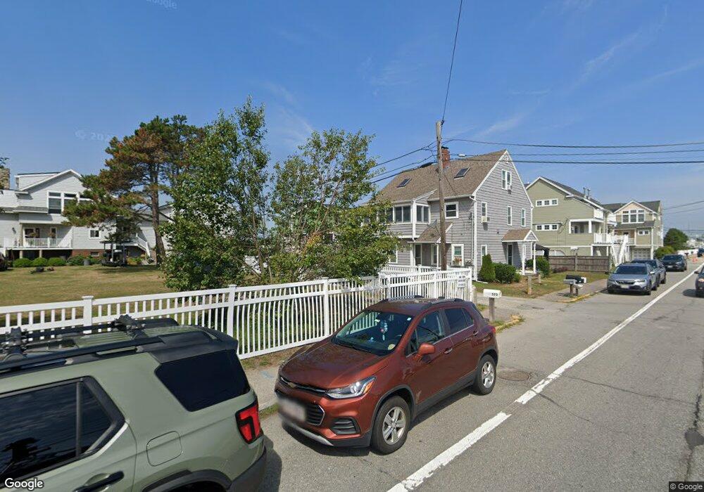 579 N End Blvd unit B, Salisbury, MA 01952 - photo 1