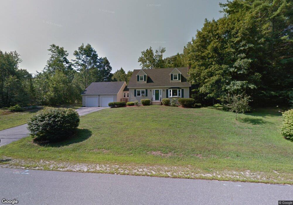 31 Yellowstone Dr, Londonderry, NH 03053 - photo 1