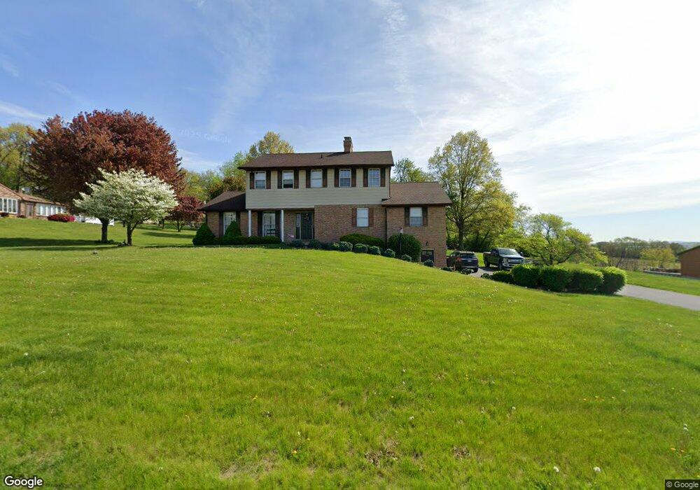 326 Focht Ln, Hamburg, PA 19526 - photo 1