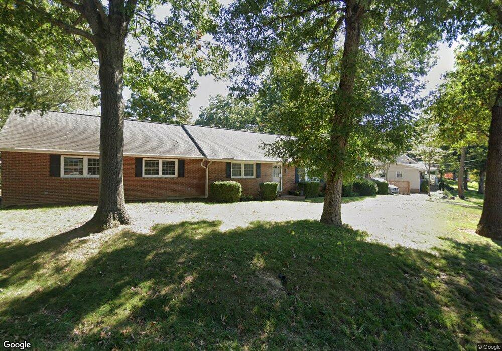 1046 Cliftwood Cir, Clifton Forge, VA 24422 - photo 1