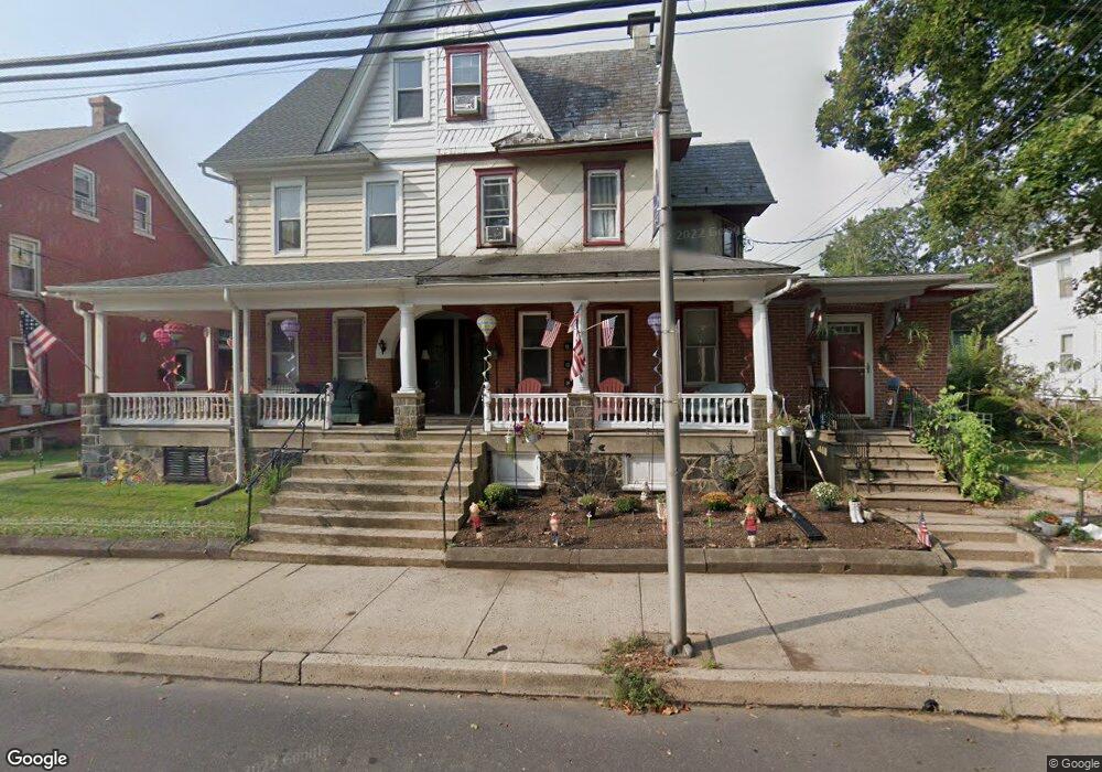 446 E Broad St, Quakertown, PA 18951 - photo 1