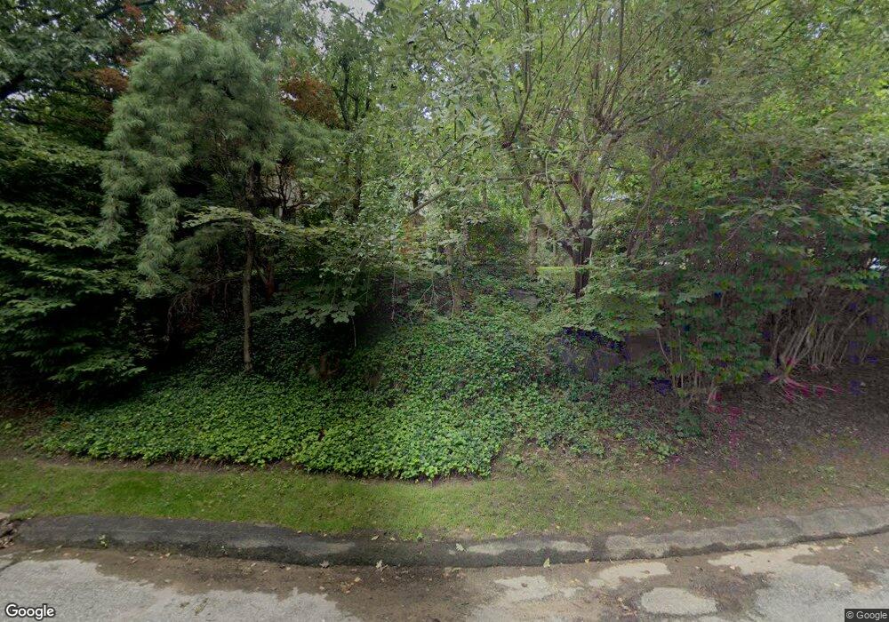 41 Knoll Rd, Tenafly, NJ 07670 - photo 1