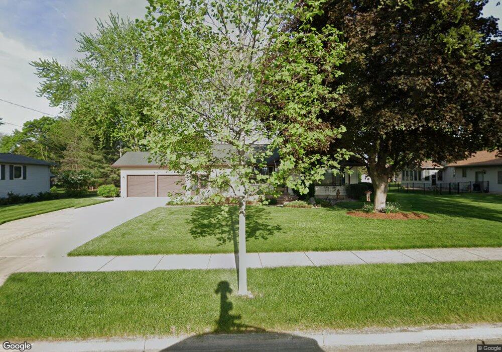 306 Frank Rd, Frankenmuth, MI 48734 - photo 1