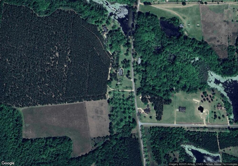 5507 Tattnall St, Claxton, GA 30417 - photo 1