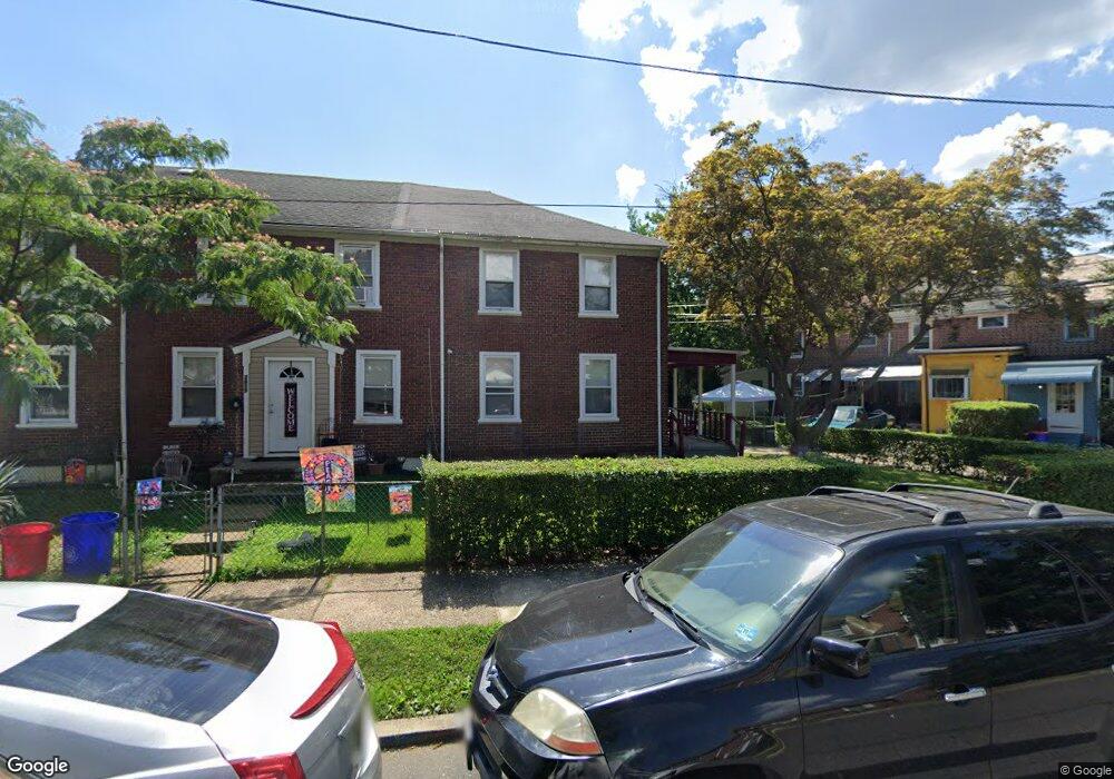2811 Idaho Rd, Camden, NJ 08104 - photo 1