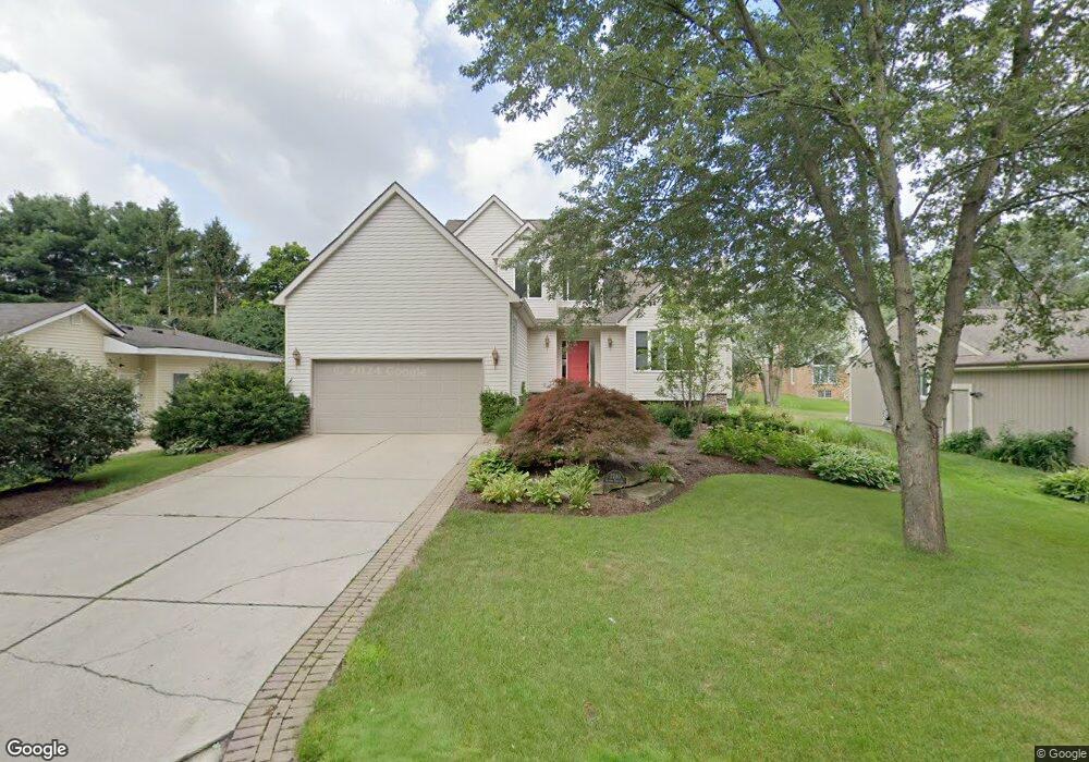2230 Island View Dr, West Bloomfield, MI 48324 - photo 1