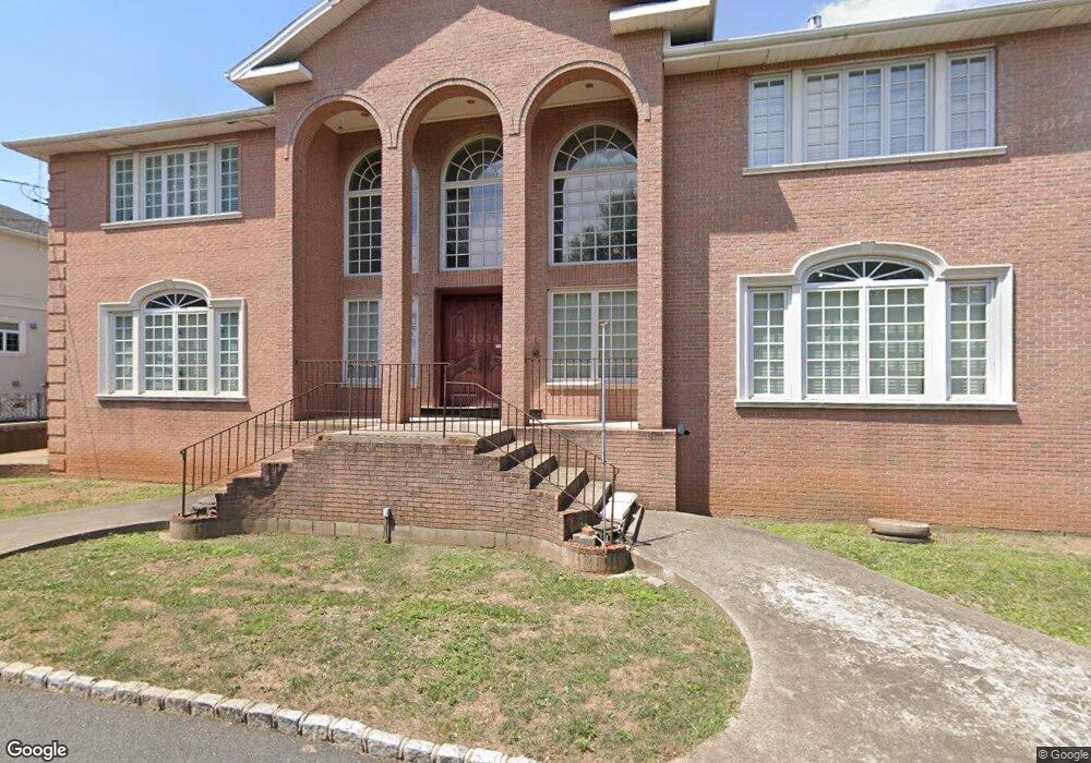 41 Romer Rd, Staten Island, NY 10304 - photo 1