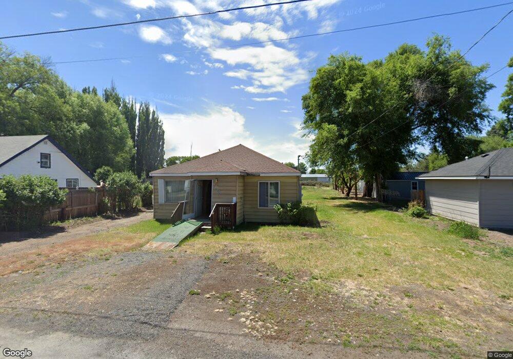 3940 Clinton Ave, Klamath Falls, OR 97603 - photo 1