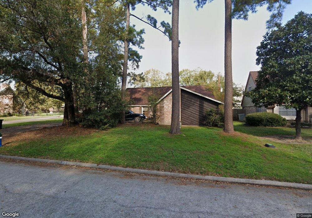 11390 Gatesden Dr, Tomball, TX 77377 - photo 1