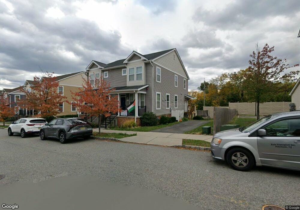 274 23rd Ave, Paterson, NJ 07513 - photo 1