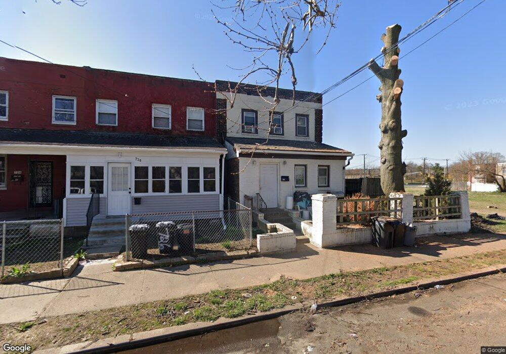 724 Tulip St, Camden, NJ 08104 - photo 1