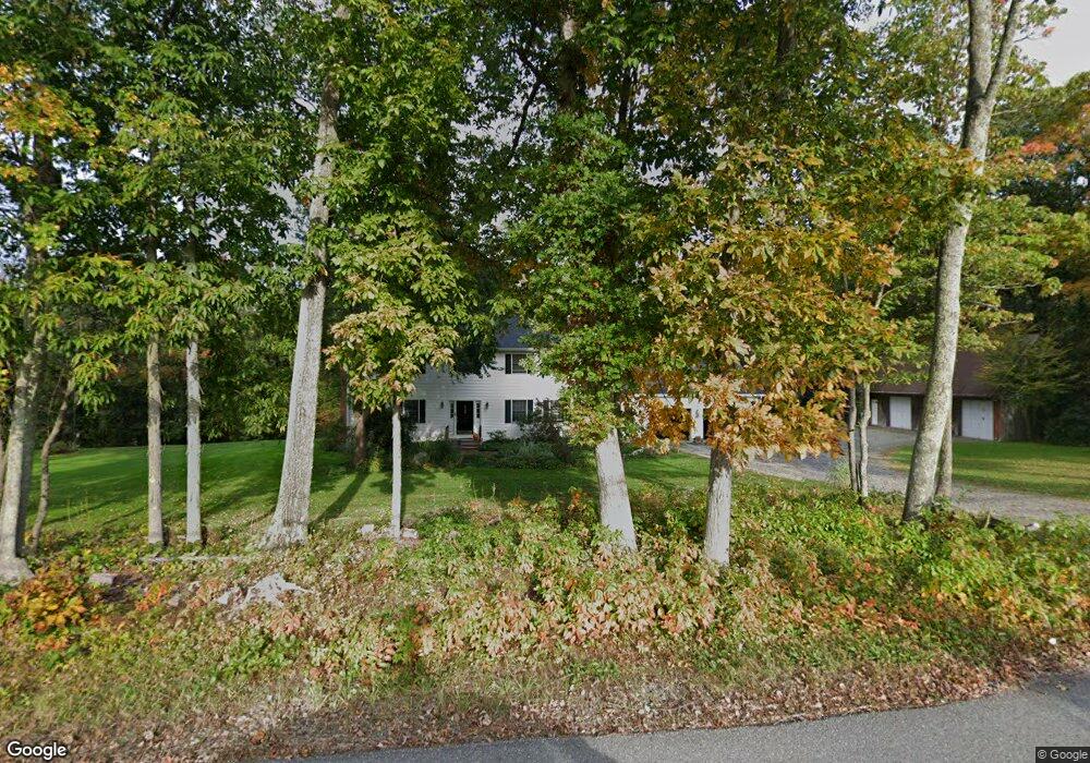 172 Peterson Rd, Pomfret Center, CT 06259 - photo 1