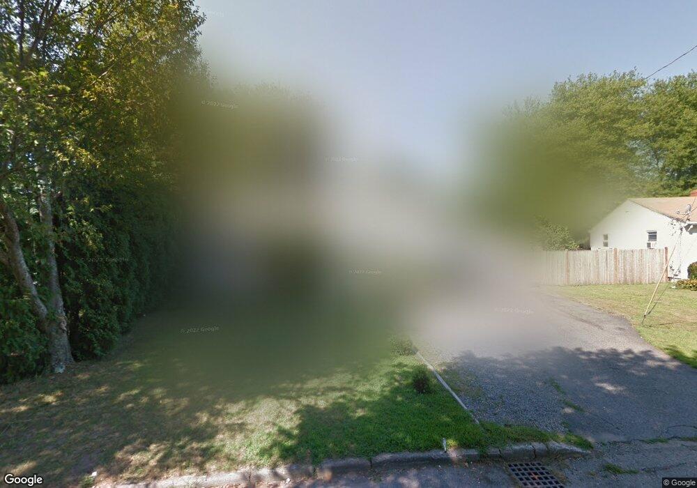 105 Grassy Plain Rd, Riverside, RI 02915 - photo 1