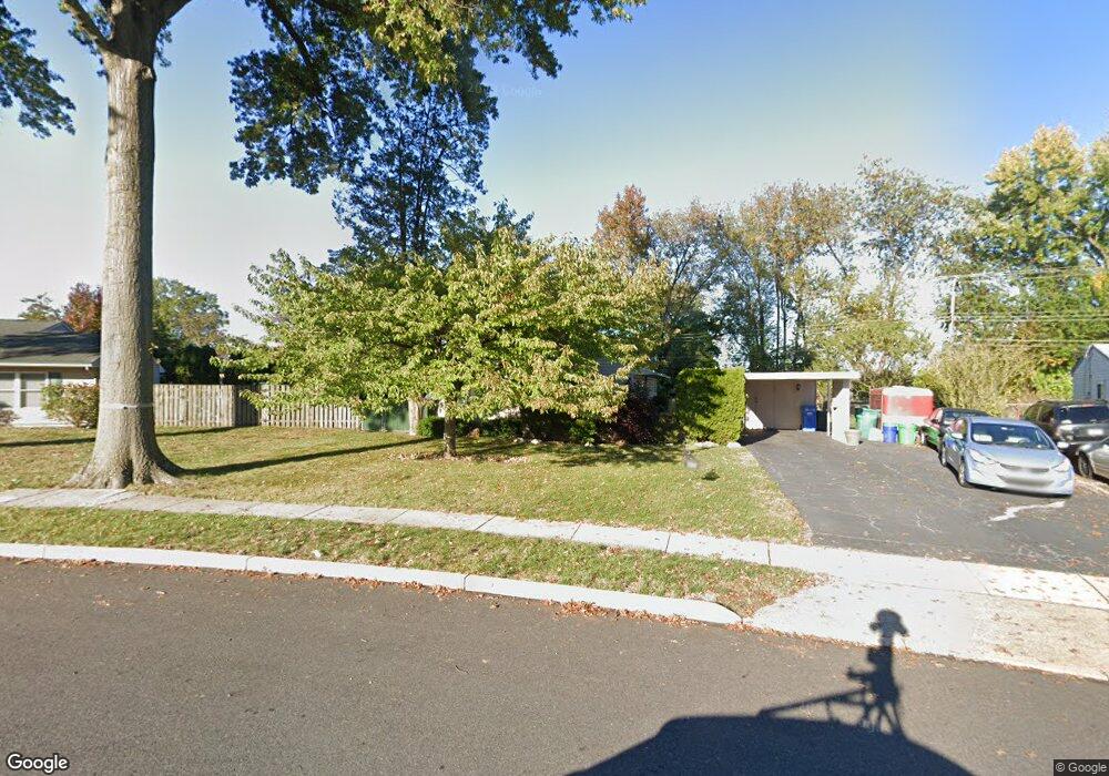 388 Blue Ridge Dr, Levittown, PA 19057 - photo 1