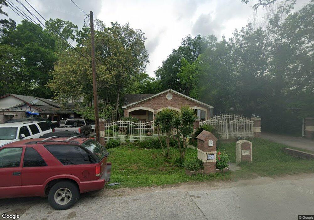 1925 Schilder Dr, Houston, TX 77093 - photo 1