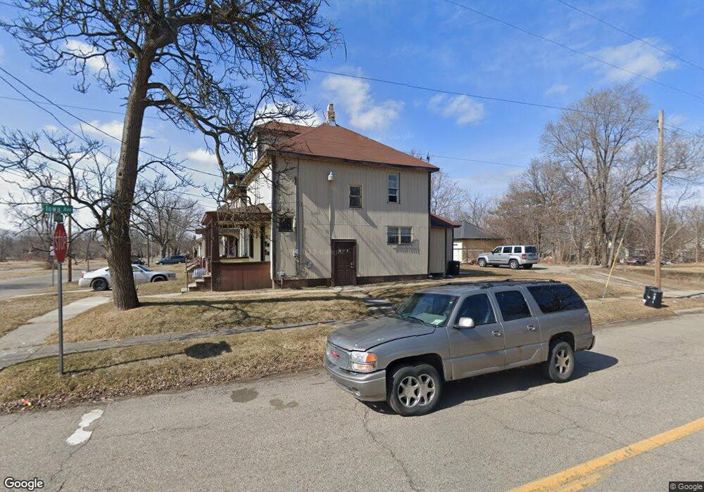 1553 Broadway Blvd, Flint, MI 48506 - photo 1