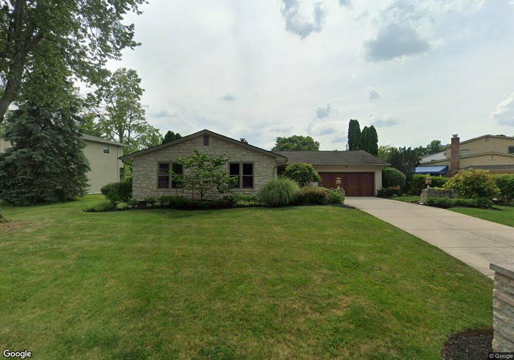 5593 Rockport Rd, Columbus, OH 43235 - photo 1