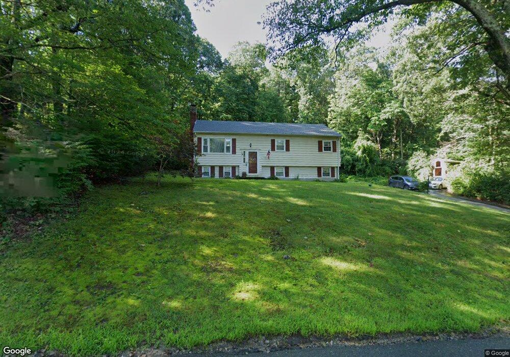 106 Hartness Rd, Sutton, MA 01590 - photo 1