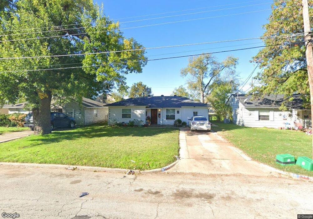 814 Shawnee Trace, Grand Prairie, TX 75051 - photo 1