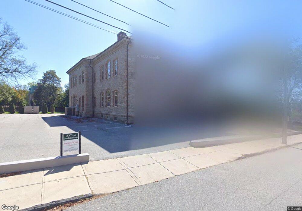 426 Spring St unit 103, Newport, RI 02840 - photo 1