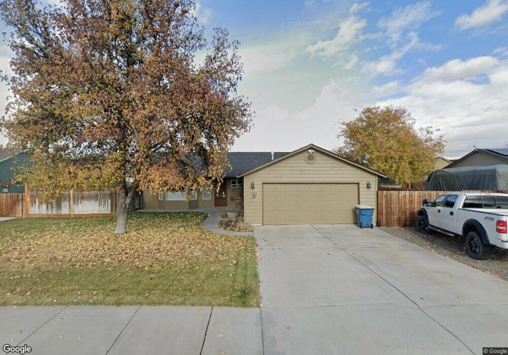 925 NW Negus Place, Redmond, OR 97756 - photo 1