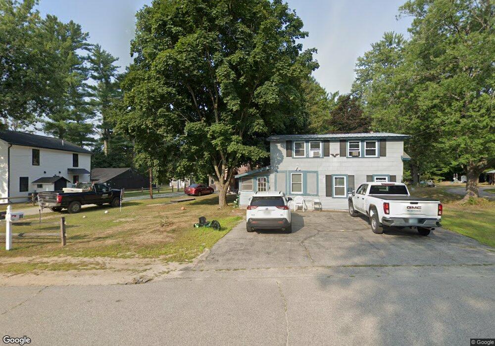 76 Oak St, North Conway, NH 03860 - photo 1